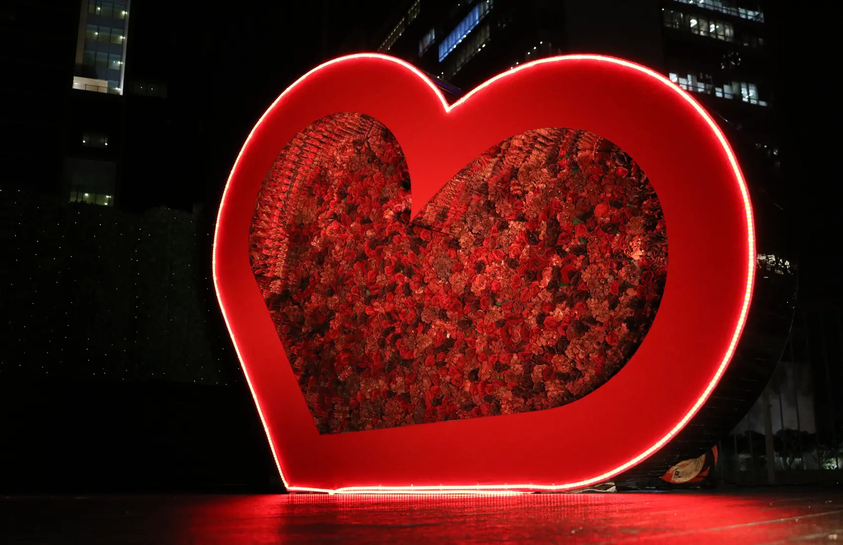 Roberto’s – A Valentines Affair Photos